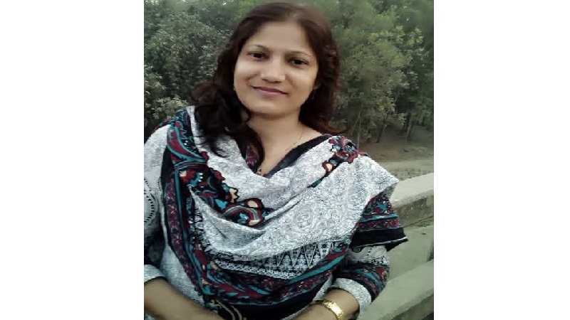ই ভা  আ ল মা স 